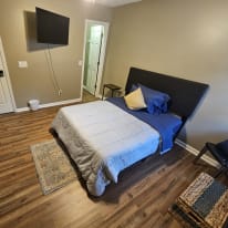 CL&C Property Management and Consulting's room