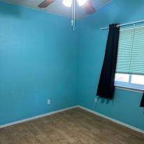 Faygan's room
