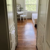 Avenue's room