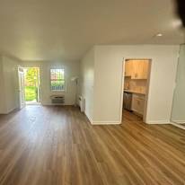 Charlie Wang's room