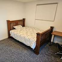 Han's room