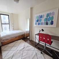 Medium Size Furnished Room Facing the Yard's room