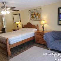Jason Bryan, Realtor's room