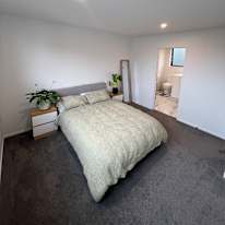 Qais's room
