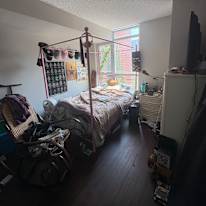 Vanesolie's room