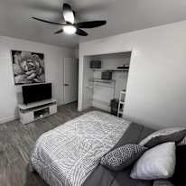Keiver G's room