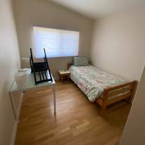 SHY's room