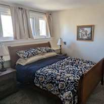 Naomi's room