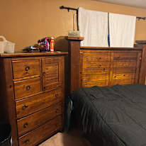 Tom's room