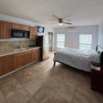 Jose's room