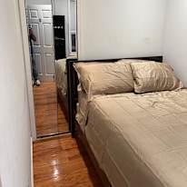 max's room