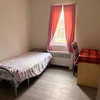 Michelle Menezes's room