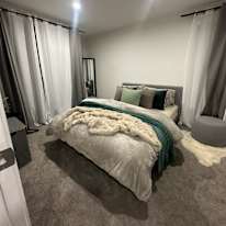 Ashlee Robertson's room