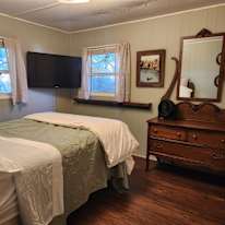 Ronald Czerepak's room