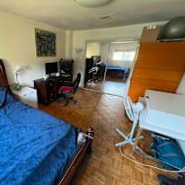 Clau Diaz's room