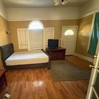 Tall Ceilings's room