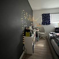 Irvine's room