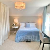MB's room