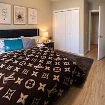 Omoerime's room