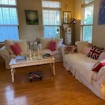 alaura's room