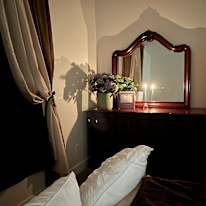 Vieve's room