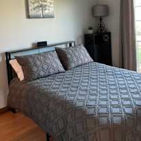 Caroline's room