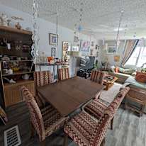 Dessi's room