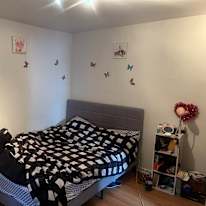Sara's room