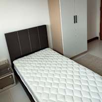 Tom's room