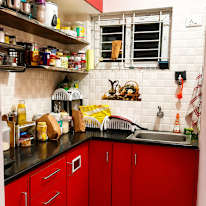 Praveen Kumar R's room