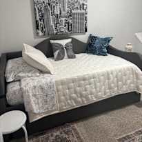 Valerie Hopkins's room