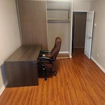 Thomas's room