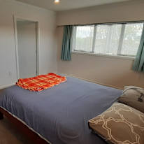 Ken's room