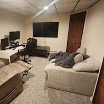 Tom Bauer's room