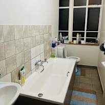 Tiyisani's room