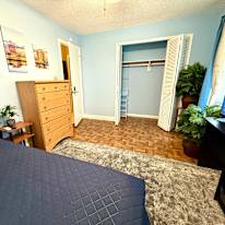 Shawn Harris's room