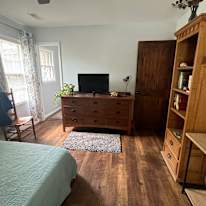 Richelle's room