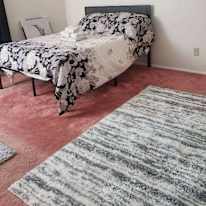 Faz's room
