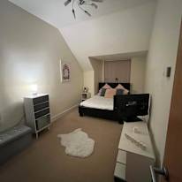 R's room