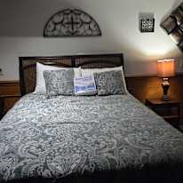 Eva's room