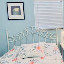 anna's room