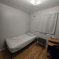 Mo Green's room