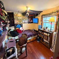 Samantha Raye's room