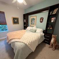 Denny's room