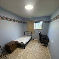 Jhaokuen Jiang's room