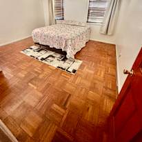 Lisa's room
