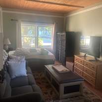 Melanie Hayes's room