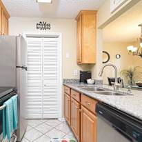 Alcove Rooms's room