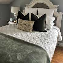 Nicki's room