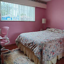 Kayna's room